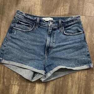 Abercrombie and Fitch High rise mom shorts curve love Classic Blue Jean Shorts